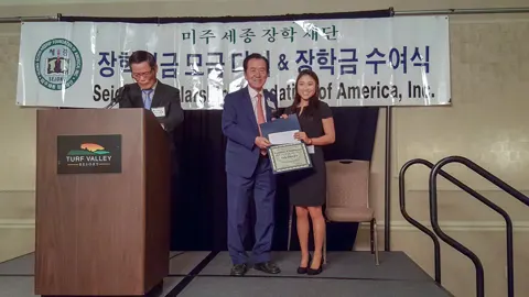 Award Ceremonies & Press — photo 17