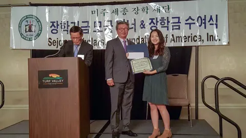 Award Ceremonies & Press — photo 22