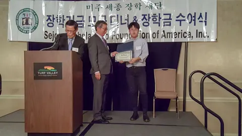 Award Ceremonies & Press — photo 24