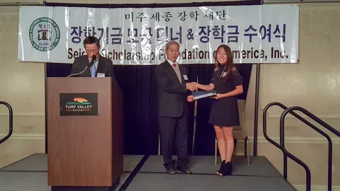 Award Ceremonies & Press — photo 35