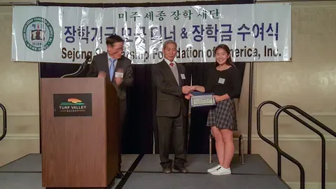 Award Ceremonies & Press — photo 38